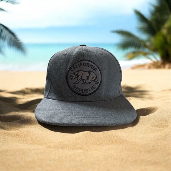 California Republic Unisex Gray Snapback Hat Adjustable Embroidered - Picture 1 of 7